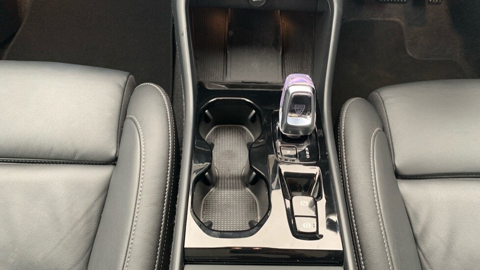 Used Volvo XC40 2025 for sale - 76519338: Photo 36