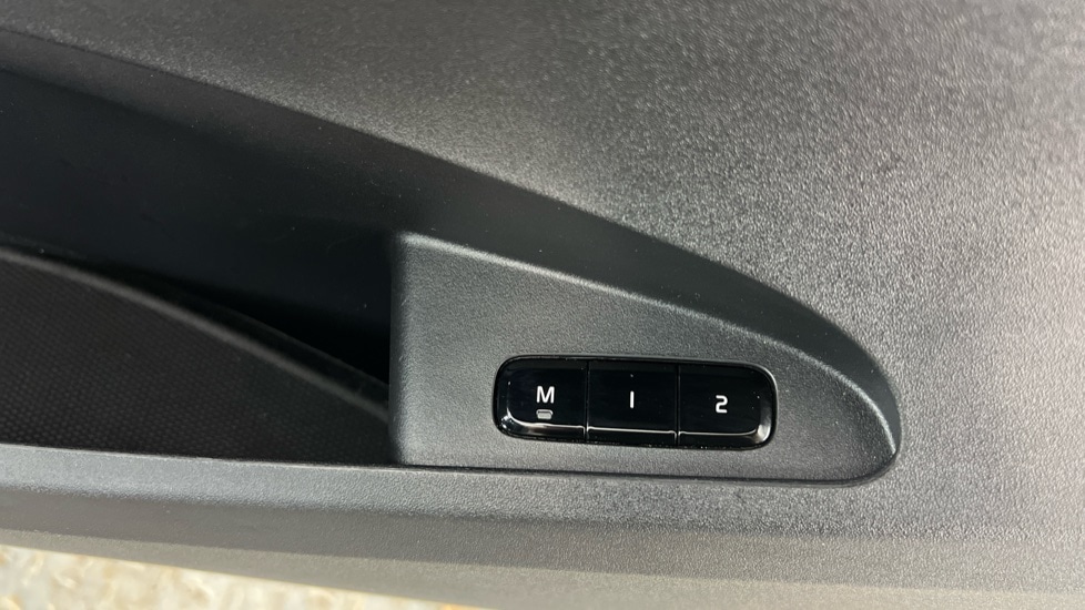 Used Polestar Polestar 2 2025 for sale - 77367039: Photo 36