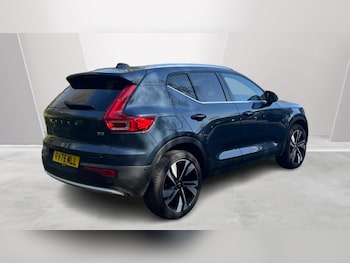Used Volvo XC40 2025 for sale - 76971414: Photo
