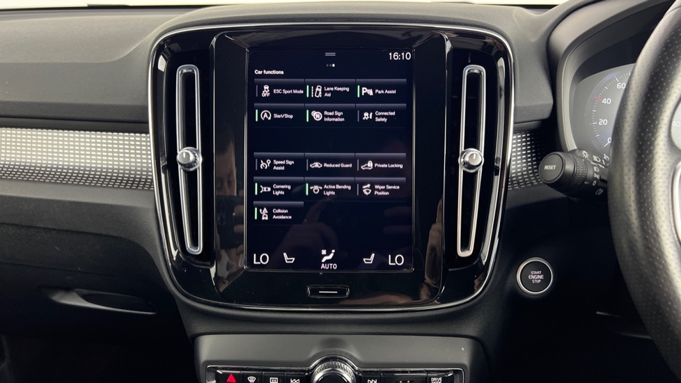 Used Volvo XC40 2021 for sale - 77389001: Photo 30