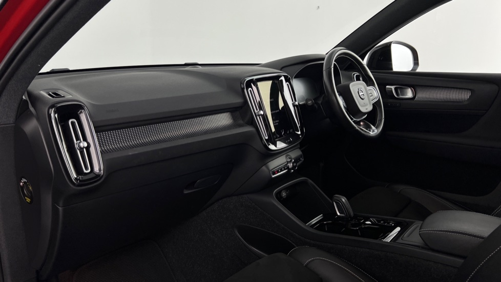 Used Volvo XC40 2021 for sale - 77389001: Photo 4