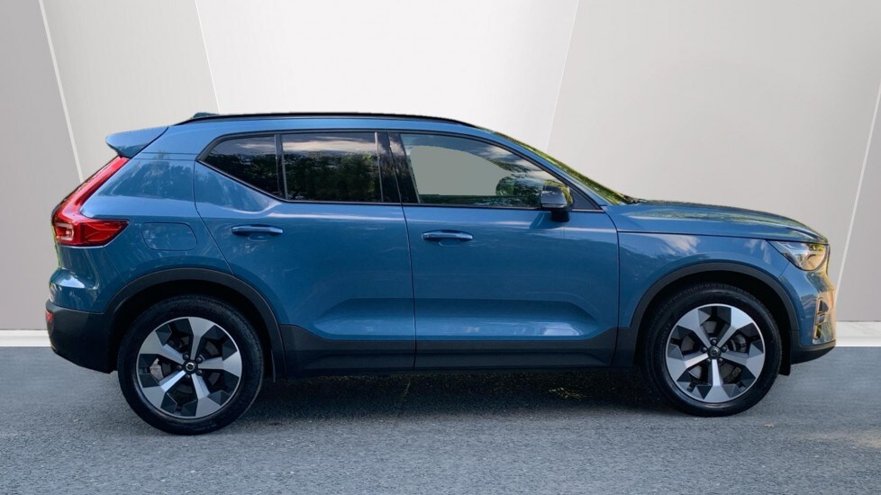 Used Volvo XC40 2023 for sale - 75829276: Photo 3