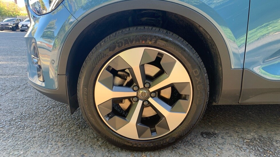 Used Volvo XC40 2023 for sale - 75829276: Photo 37
