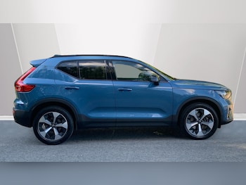 Used Volvo XC40 2023 for sale - 75829276: Photo