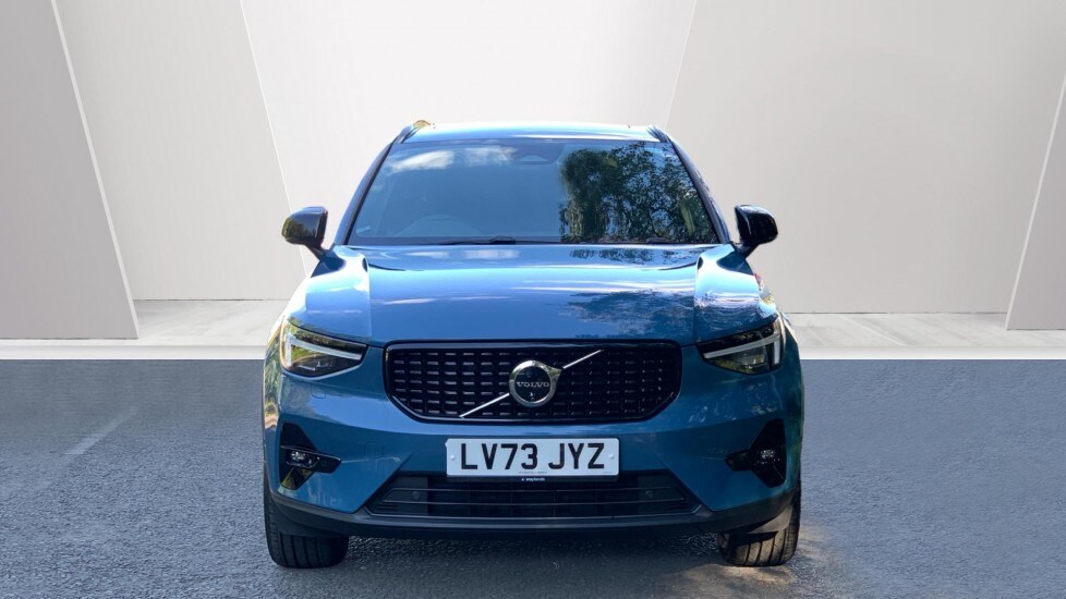 Used Volvo XC40 2023 for sale - 75829276: Photo 8