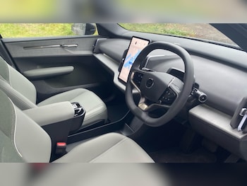 Used Volvo EX30 2025 for sale - 77367041: Photo