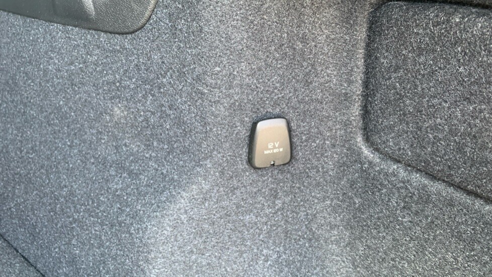 Used Volvo XC40 2024 for sale - 76856442: Photo 20