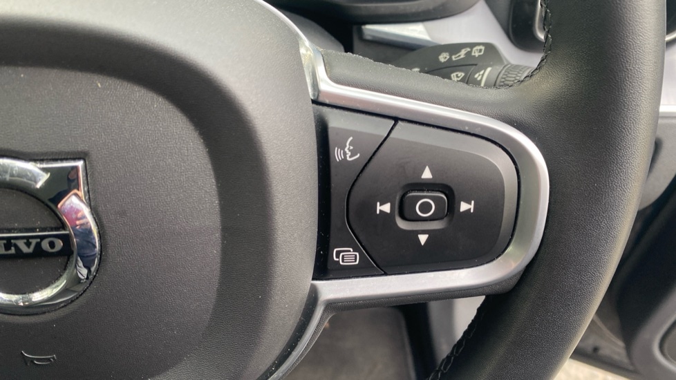 Used Volvo XC60 2022 for sale - 78014436: Photo 28