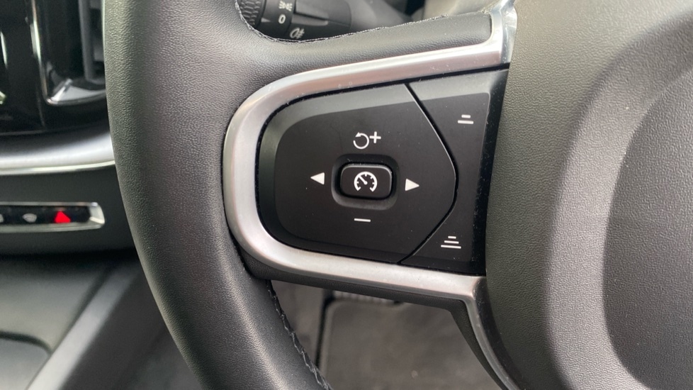 Used Volvo XC60 2022 for sale - 78014436: Photo 29