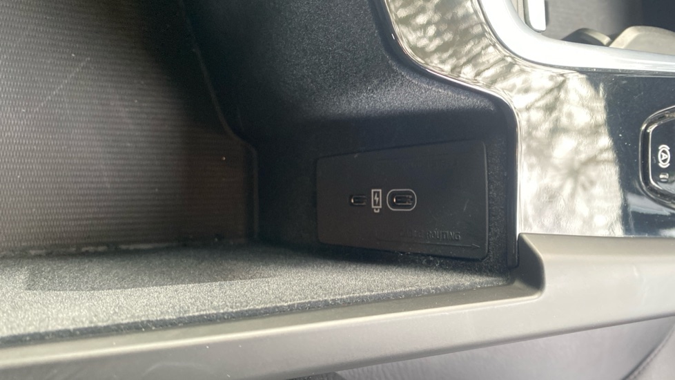 Used Volvo XC60 2022 for sale - 78014436: Photo 36