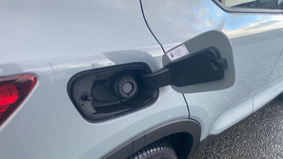 Used Volvo XC40 2024 for sale - 77560612: Photo 31