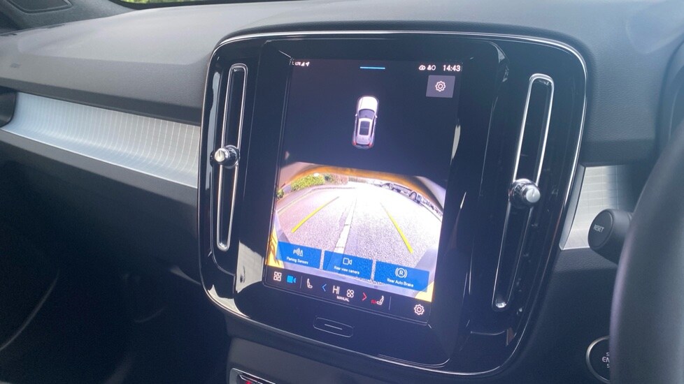 Used Volvo XC40 2024 for sale - 77560612: Photo 43