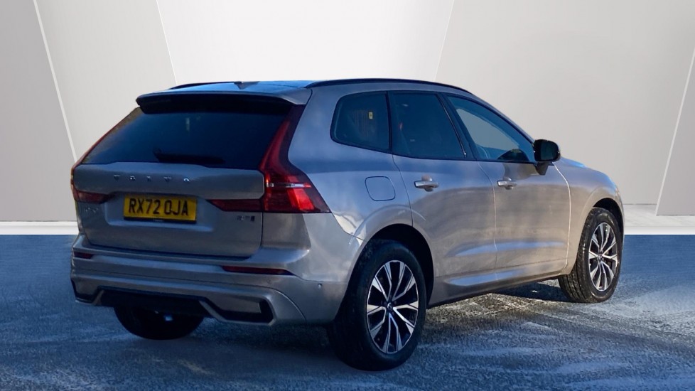 Used Volvo XC60 2023 for sale - 77256322: Photo 2