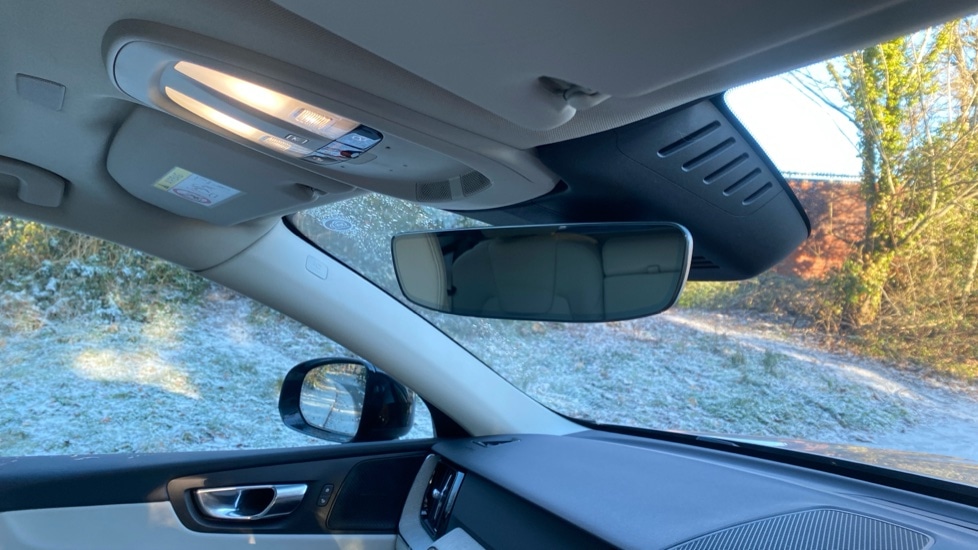 Used Volvo XC60 2023 for sale - 77256322: Photo 31