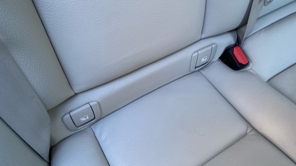 Used Volvo XC60 2023 for sale - 77256322: Photo 34