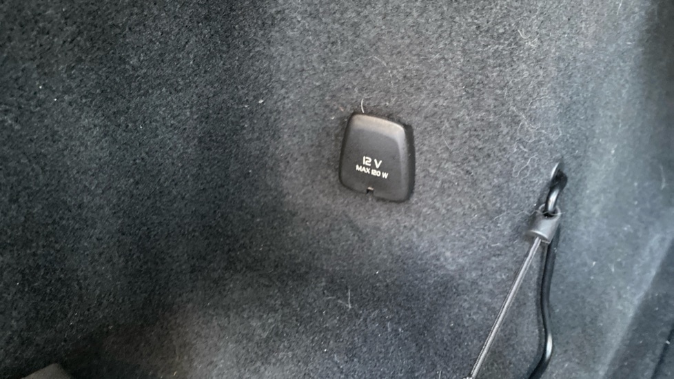 Used Volvo XC60 2023 for sale - 77256322: Photo 42