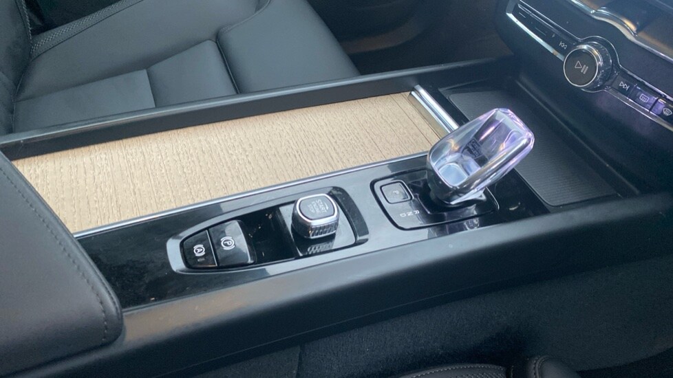 Used Volvo XC60 2025 for sale - 75771299: Photo 33