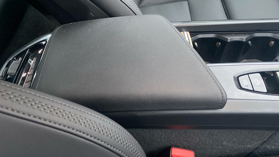 Used Volvo XC60 2025 for sale - 75771299: Photo 35