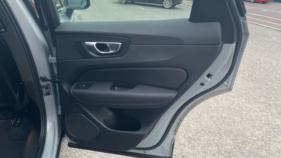 Used Volvo XC60 2025 for sale - 75771299: Photo 39