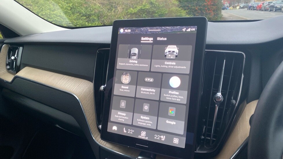 Used Volvo XC60 2025 for sale - 75771299: Photo 45