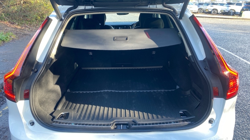 Used Volvo V90 2021 for sale - 77560601: Photo 14
