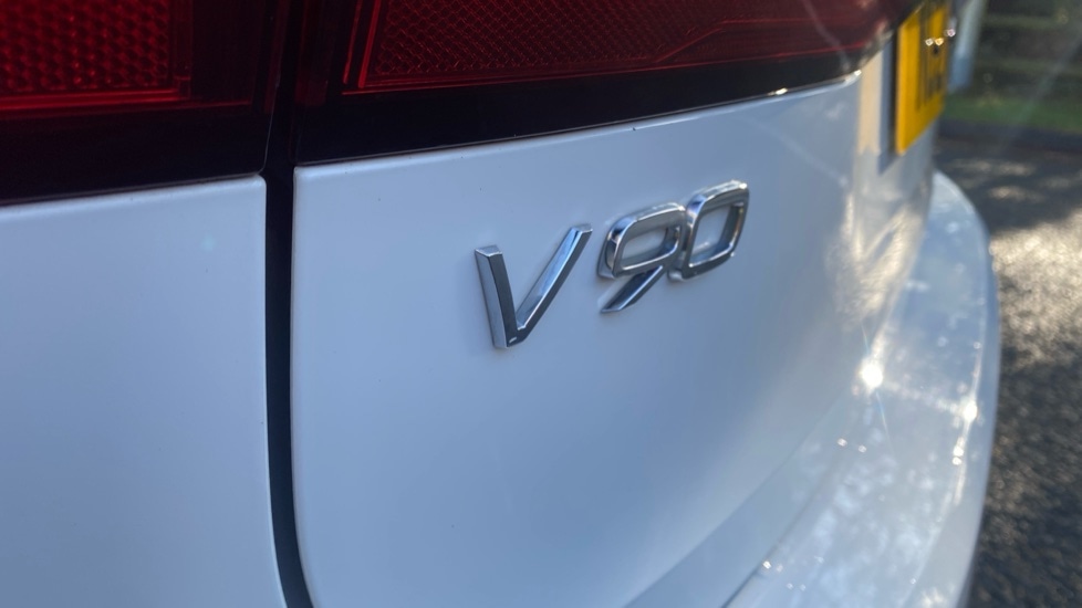 Used Volvo V90 2021 for sale - 77560601: Photo 37