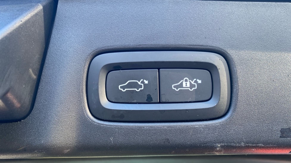 Used Volvo V90 2021 for sale - 77560601: Photo 44