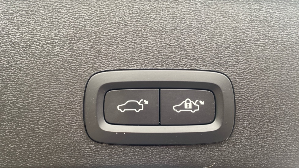 Used Volvo XC40 2022 for sale - 77778332: Photo 18