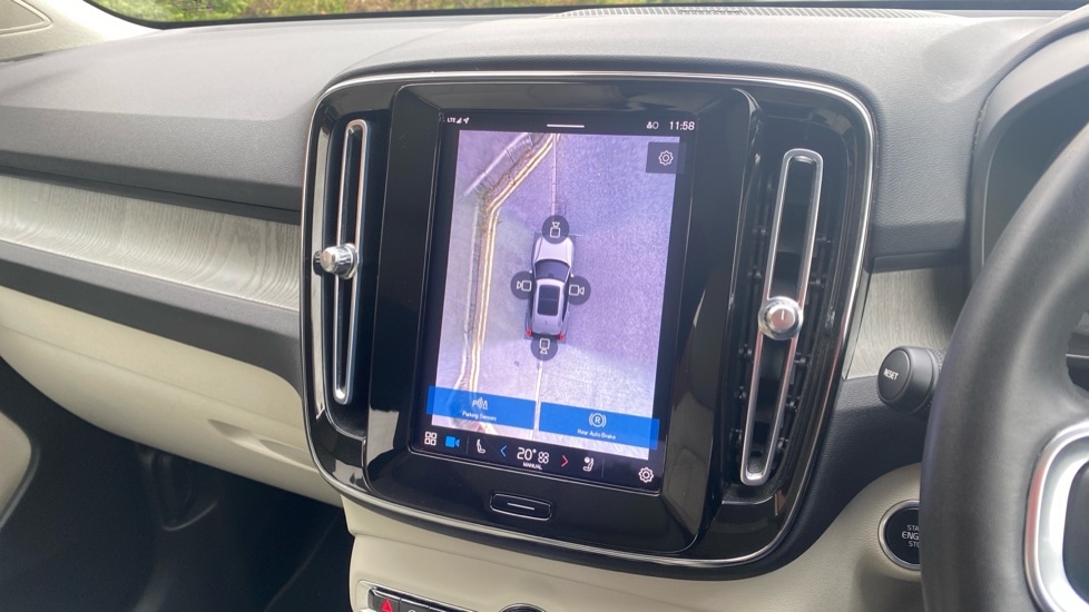 Used Volvo XC40 2022 for sale - 77778332: Photo 42