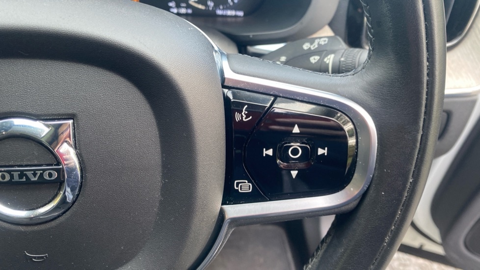 Used Volvo XC60 2020 for sale - 78219009: Photo 32