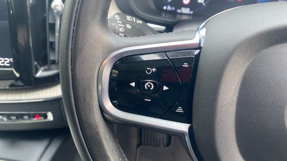 Used Volvo XC60 2020 for sale - 78219009: Photo 33