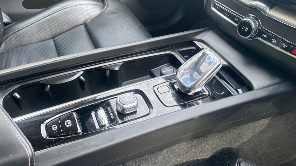 Used Volvo XC60 2020 for sale - 78219009: Photo 35