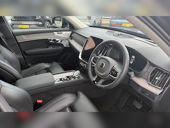 Used Volvo XC90 2025 for sale - 78530374: Photo