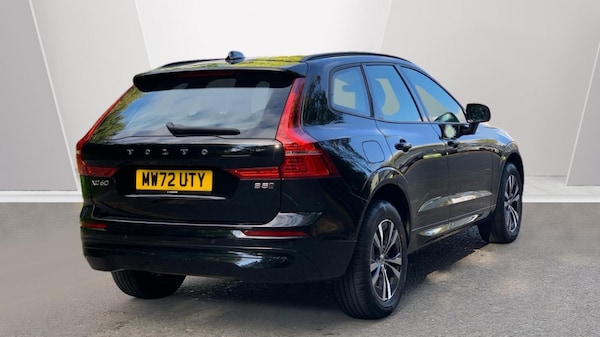 Used Volvo XC60 2022 for sale - 76229171: Photo 2