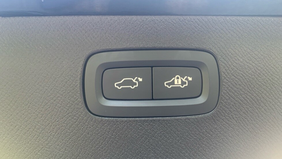 Used Volvo XC90 2025 for sale - 75967050: Photo 27