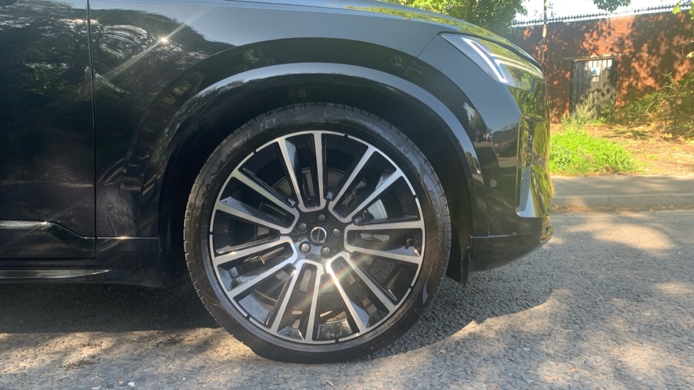 Used Volvo XC90 2025 for sale - 75967050: Photo 9