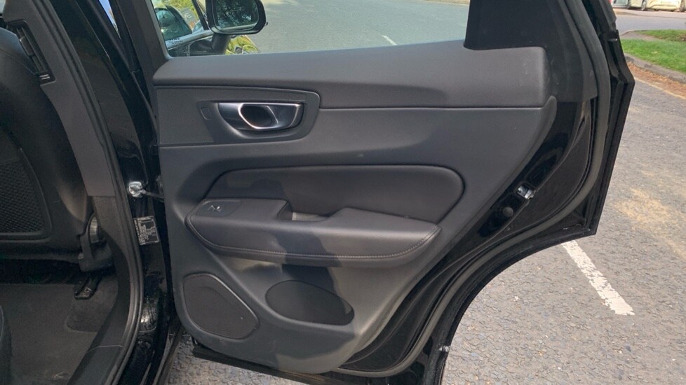 Used Volvo XC60 2022 for sale - 76459120: Photo 26