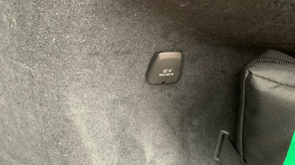 Used Volvo XC90 2025 for sale - 76927883: Photo 15