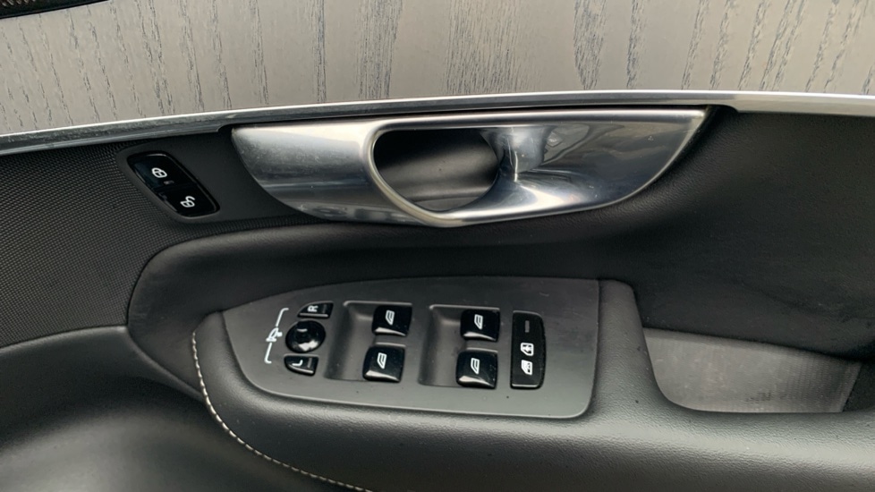 Used Volvo XC90 2025 for sale - 76927883: Photo 36