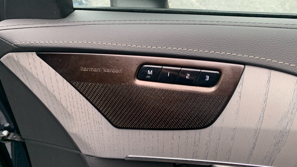 Used Volvo XC90 2025 for sale - 76927883: Photo 37