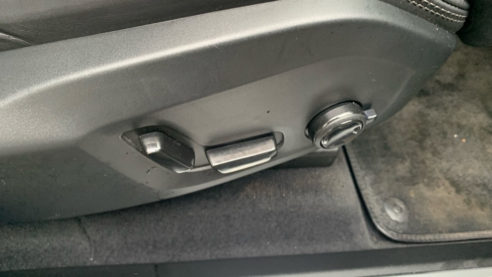 Used Volvo XC90 2025 for sale - 76927883: Photo 38