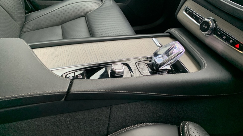 Used Volvo XC90 2025 for sale - 76927883: Photo 43