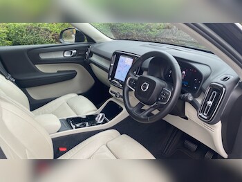 Used Volvo XC40 2022 for sale - 77630816: Photo