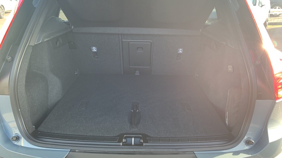 Used Volvo XC40 2023 for sale - 76404673: Photo 17