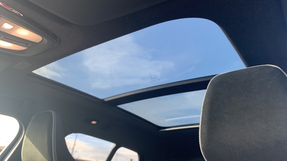 Used Volvo XC40 2023 for sale - 76404673: Photo 29