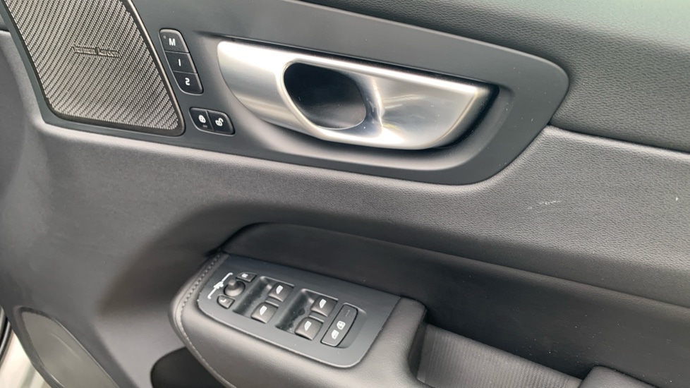 Used Volvo XC60 2024 for sale - 77010319: Photo 15