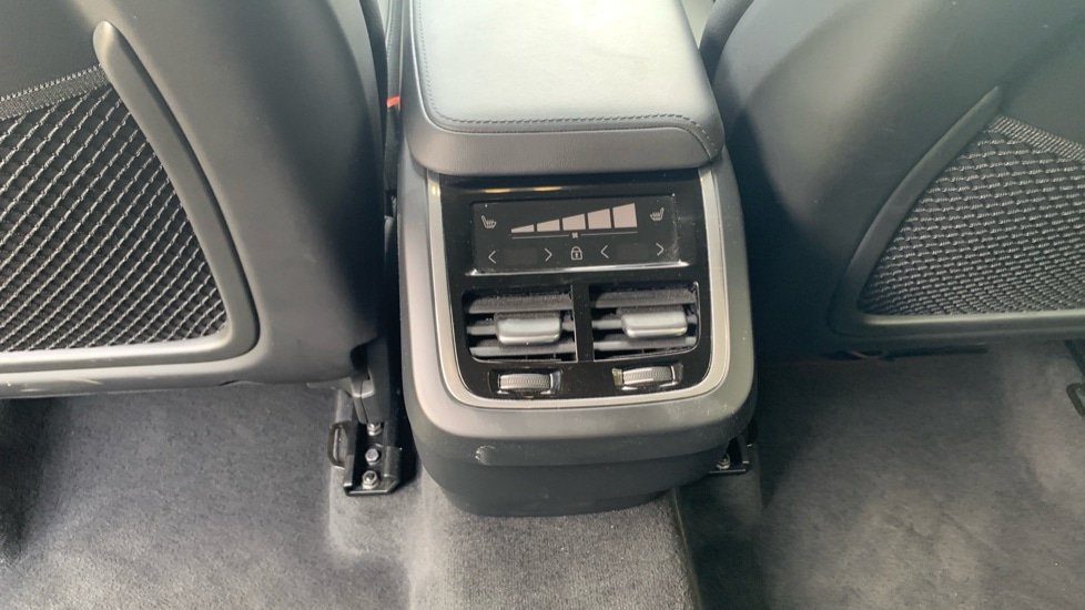 Used Volvo XC60 2024 for sale - 77010319: Photo 25