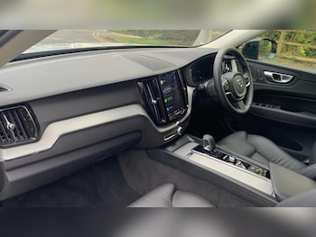 Used Volvo XC60 2024 for sale - 77010319: Photo