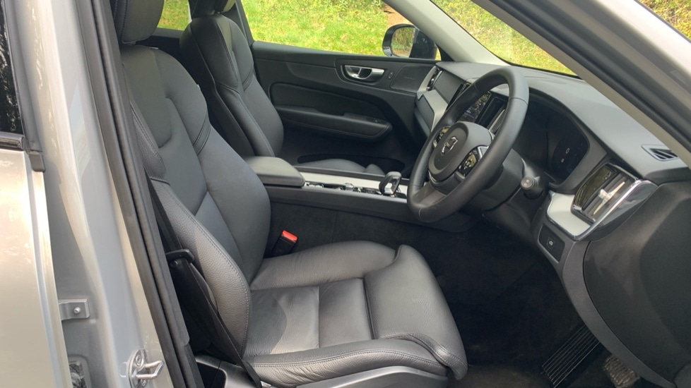 Used Volvo XC60 2024 for sale - 77010319: Photo 9