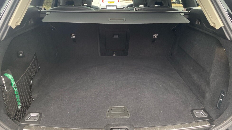 Used Volvo XC60 2025 for sale - 77665000: Photo 14